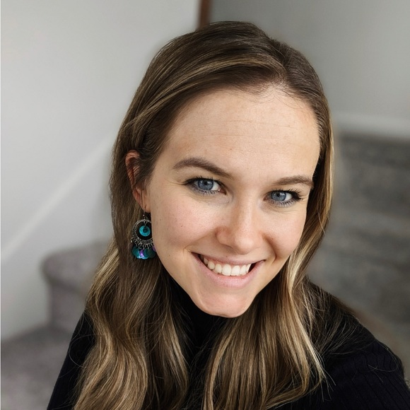 Meet your Posher, Ember - Picture 1 of 1